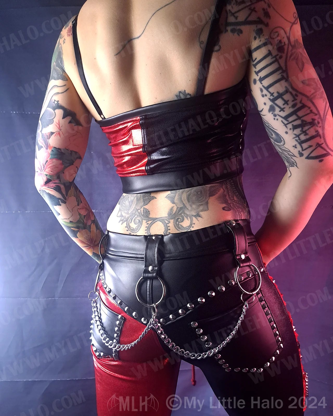 #22 Stretch Red & Black Chains & Peephole Halter-Neck (04-24-11-1-22)
