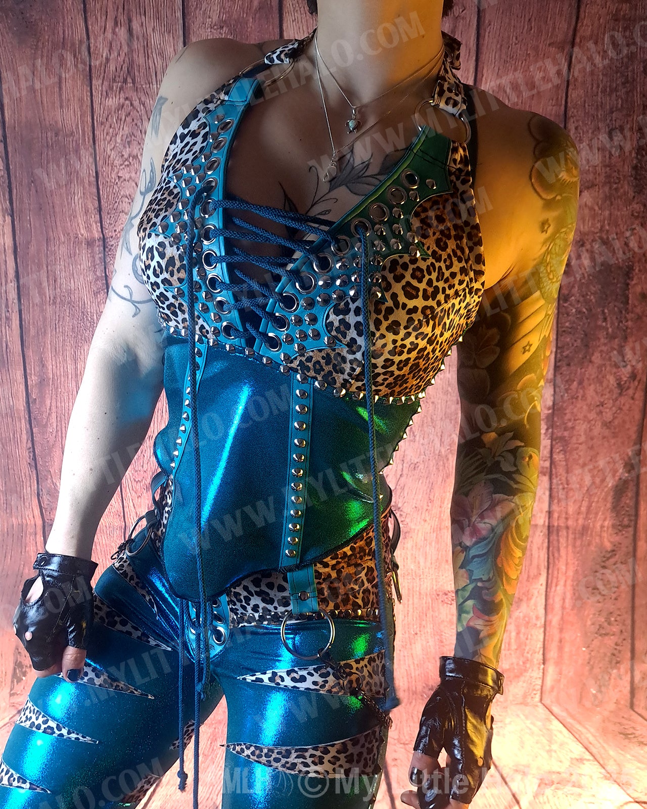 #8 Teal & Cheetah Rivet Halter