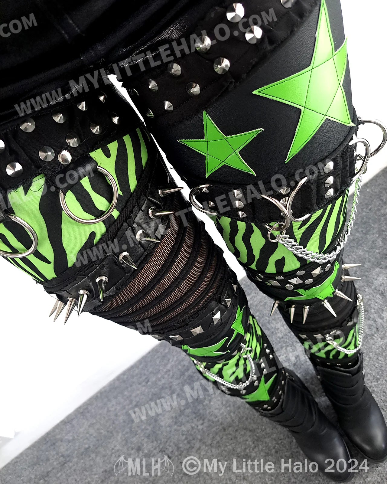 Green Zebra, Star & Spiked Leggings (01-24-01-00-03)
