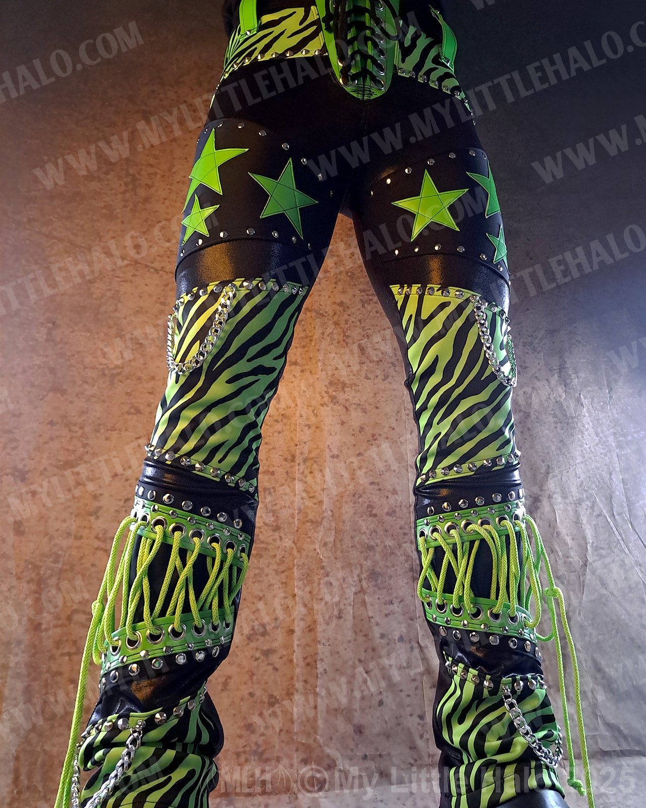 Men's Green Zebra & Star Straight Leg Pants (25-02-3-06)