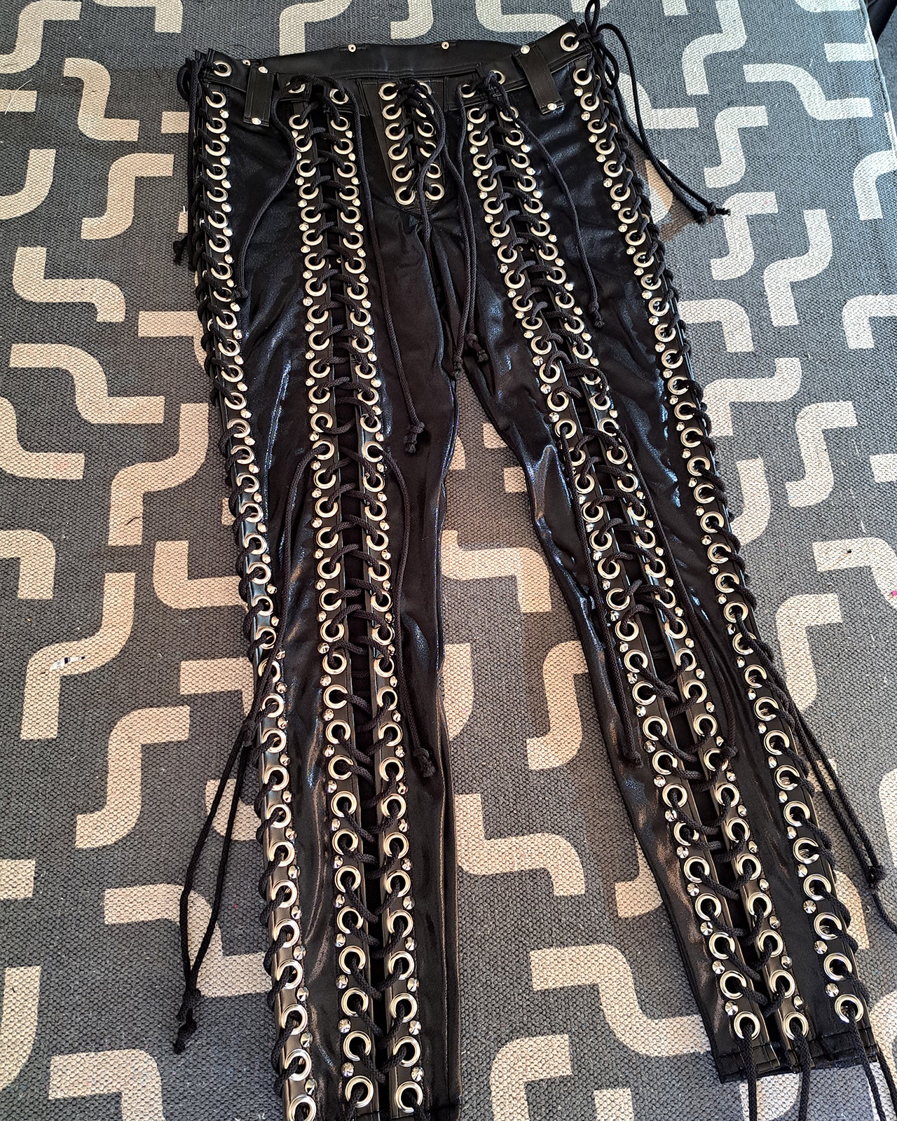 Black Double Lace up Skinny Pants (Size L/XL)