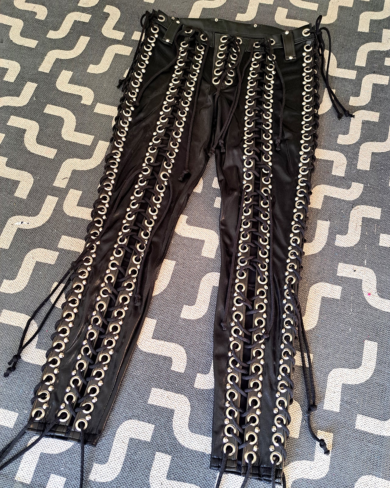 Black Double Lace up Skinny Pants (Size L/XL)
