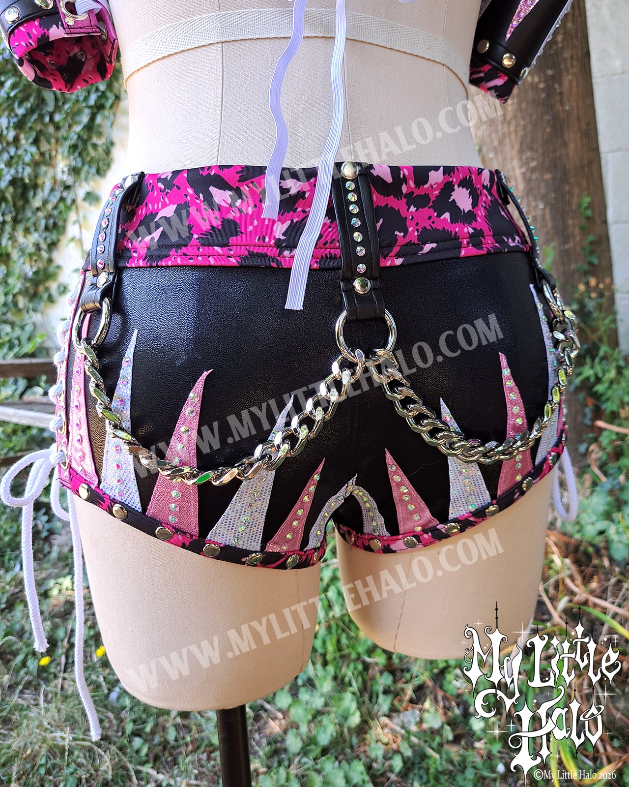 Pink, Black & White 3 Piece Wrestling Set