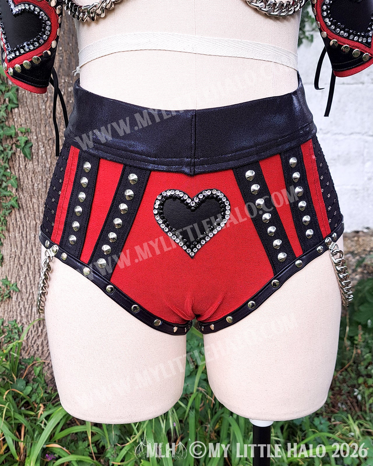 Red & Black Fishnet & Black Heart Wrestling Set