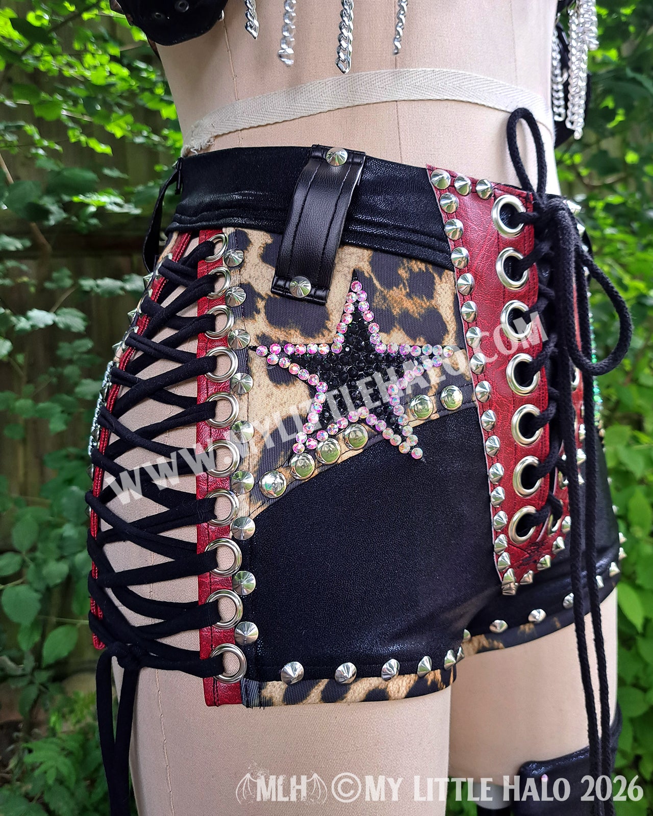 Red & Black Rhinestone Stars Wrestling Set