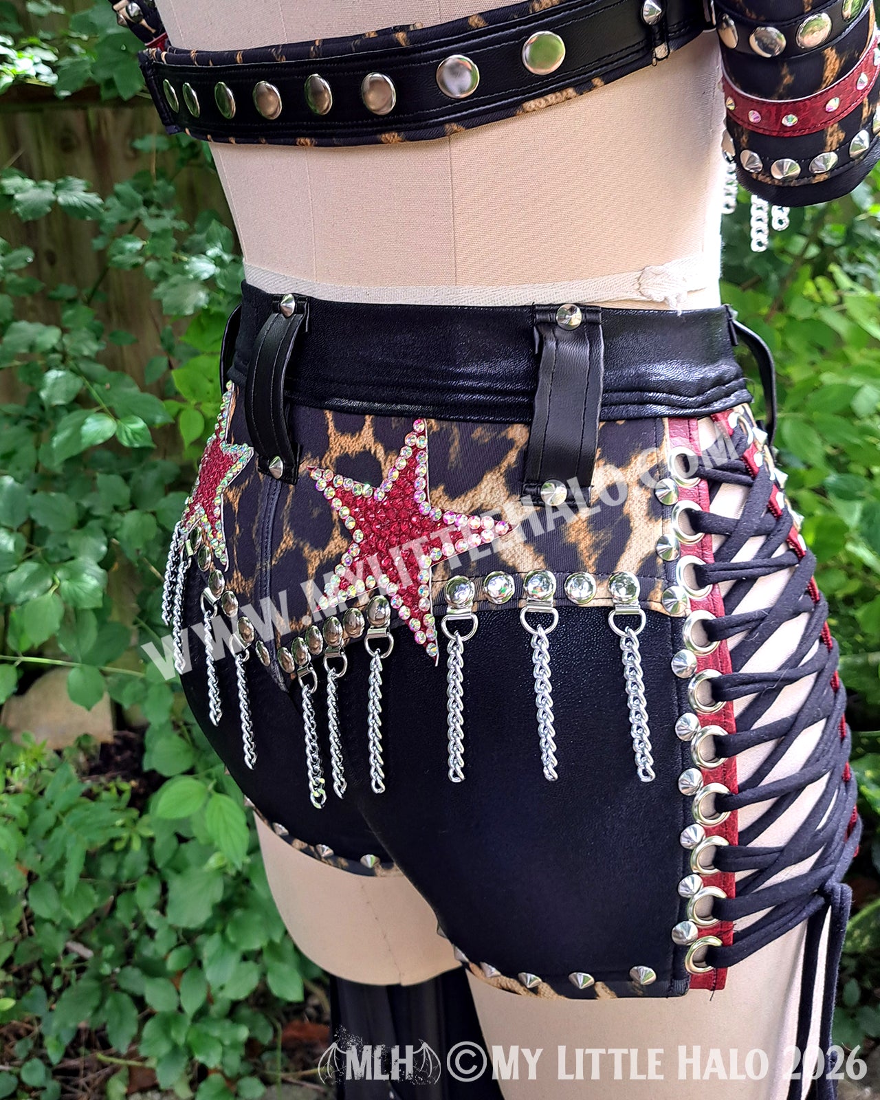 Red & Black Rhinestone Stars Wrestling Set
